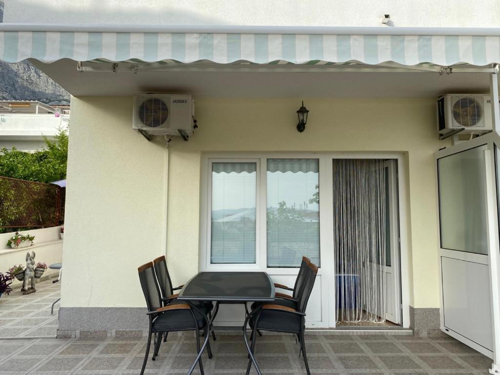 Znaor Apartman Baska Voda